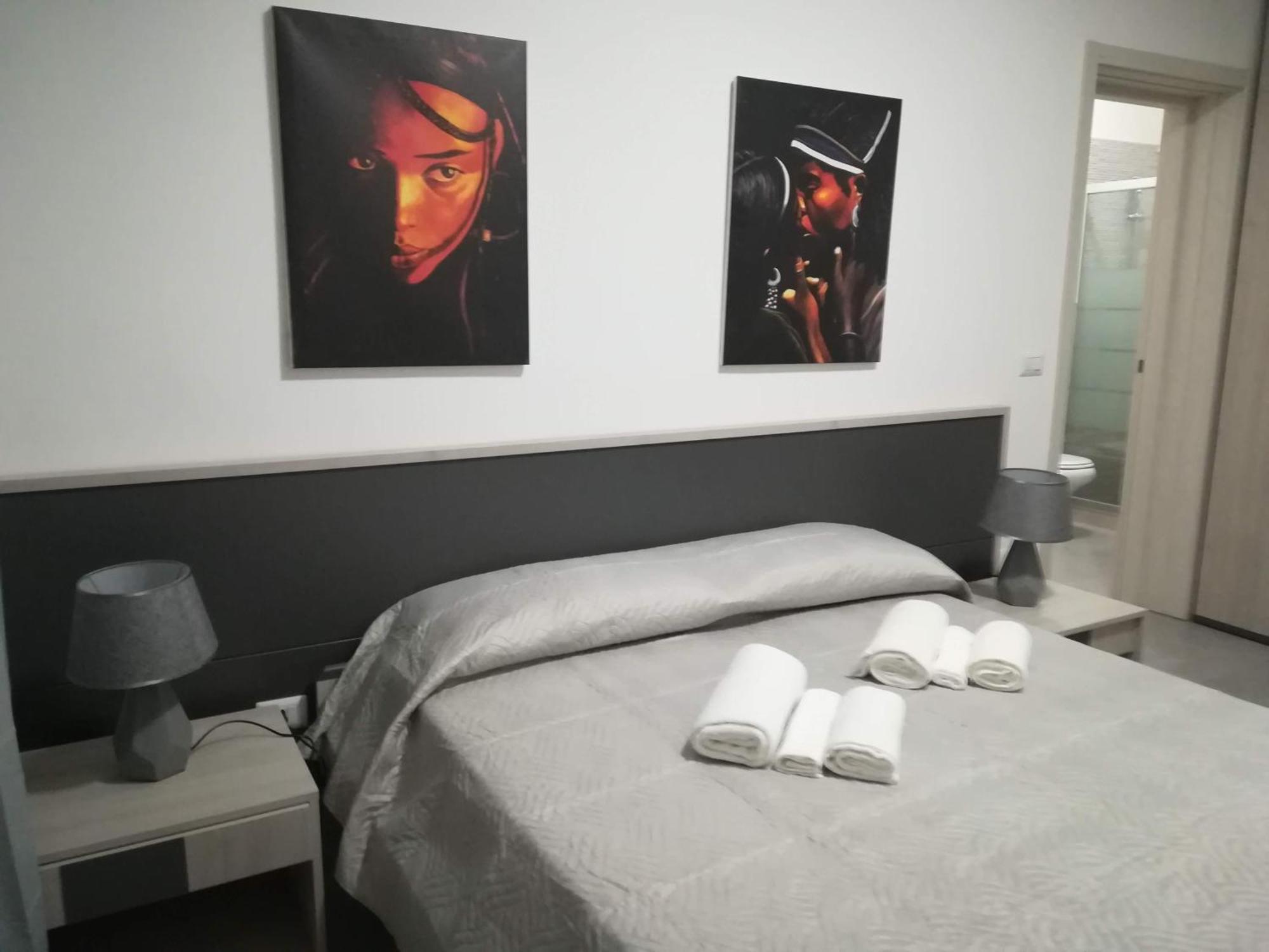 Dimora Dell'Artista 2 Bed and Breakfast Lecce Esterno foto