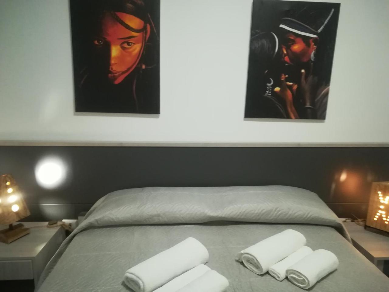 Dimora Dell'Artista 2 Bed and Breakfast Lecce Esterno foto