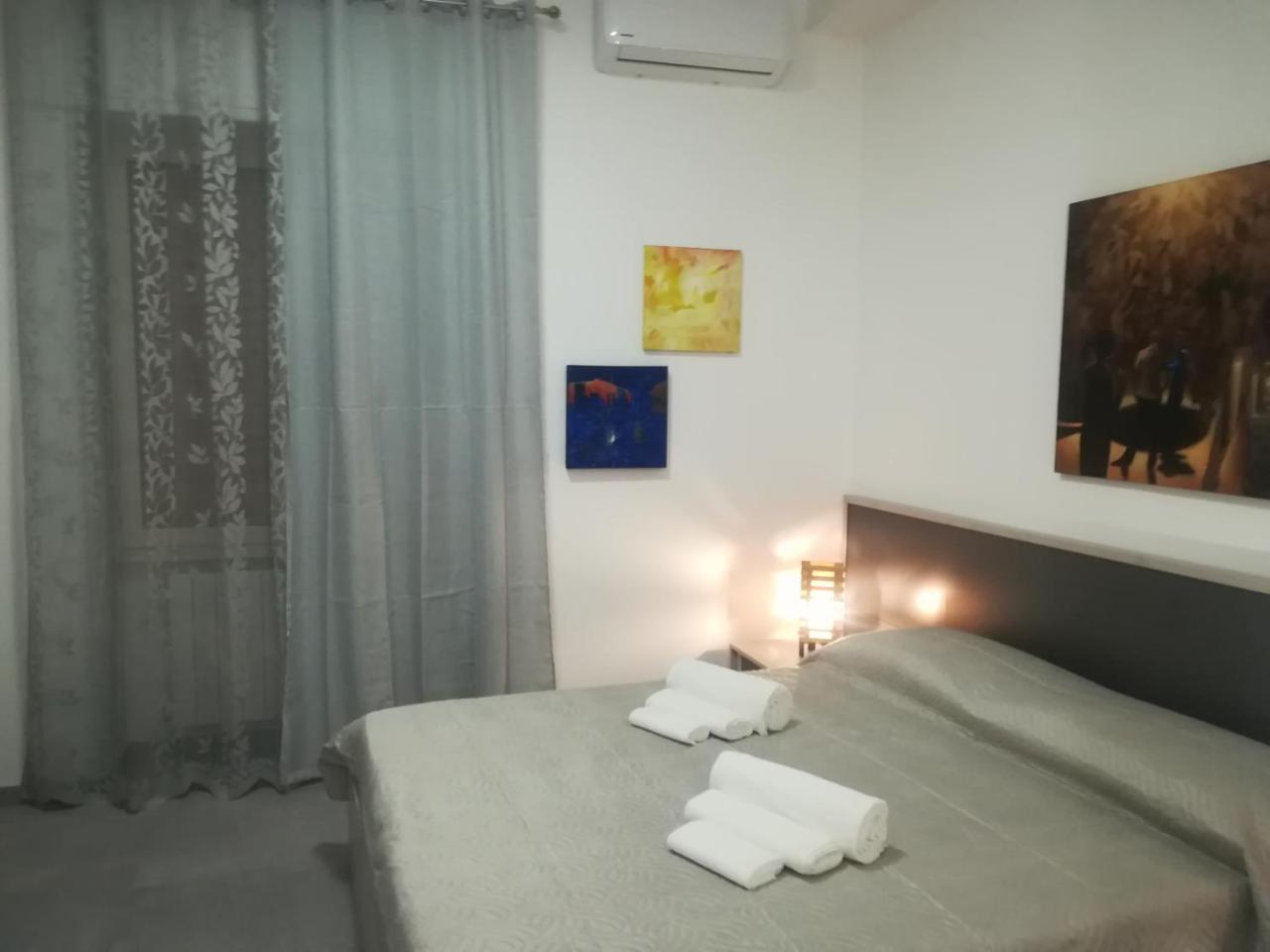 Dimora Dell'Artista 2 Bed and Breakfast Lecce Esterno foto