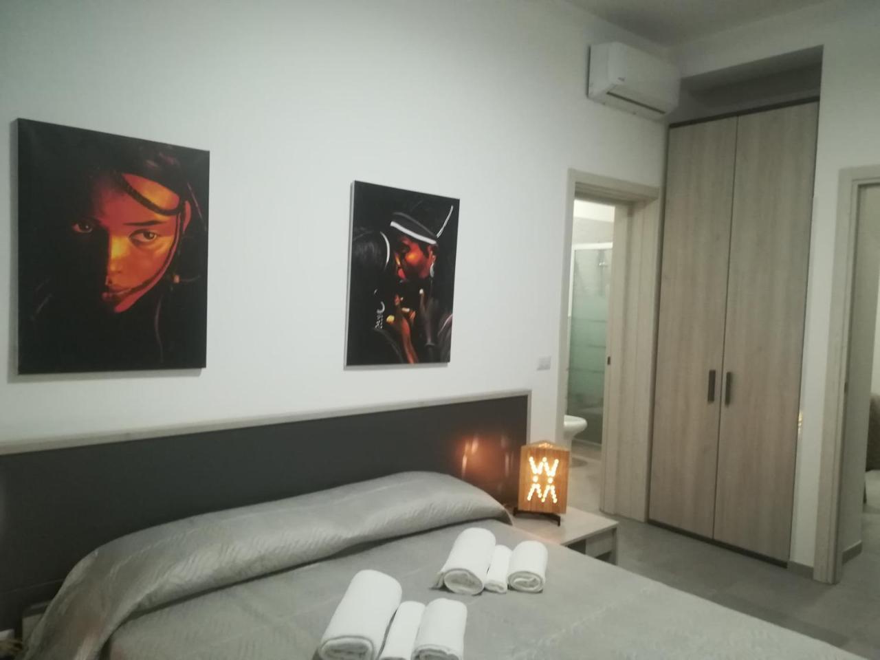 Dimora Dell'Artista 2 Bed and Breakfast Lecce Esterno foto